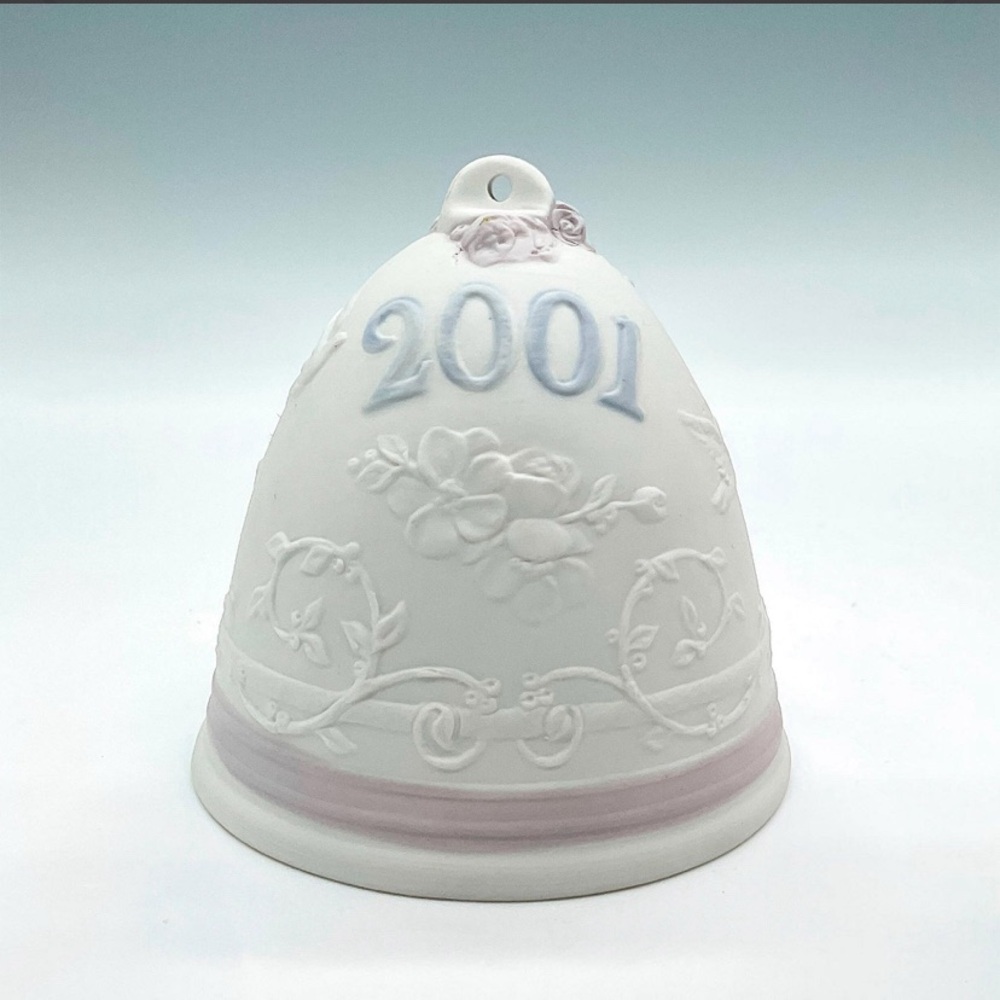 Lladró 2001 Christmas Bell #16718 Porcelain NIB New in Box Sealed